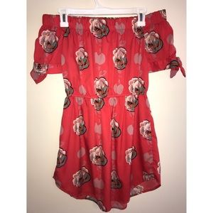 • Pink floral dress w/a dash of teal and white •